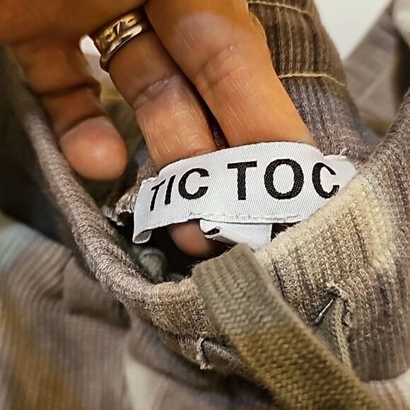 TIC TOC tie dye sweatpant/hoodie set large - Picture 9 of 11